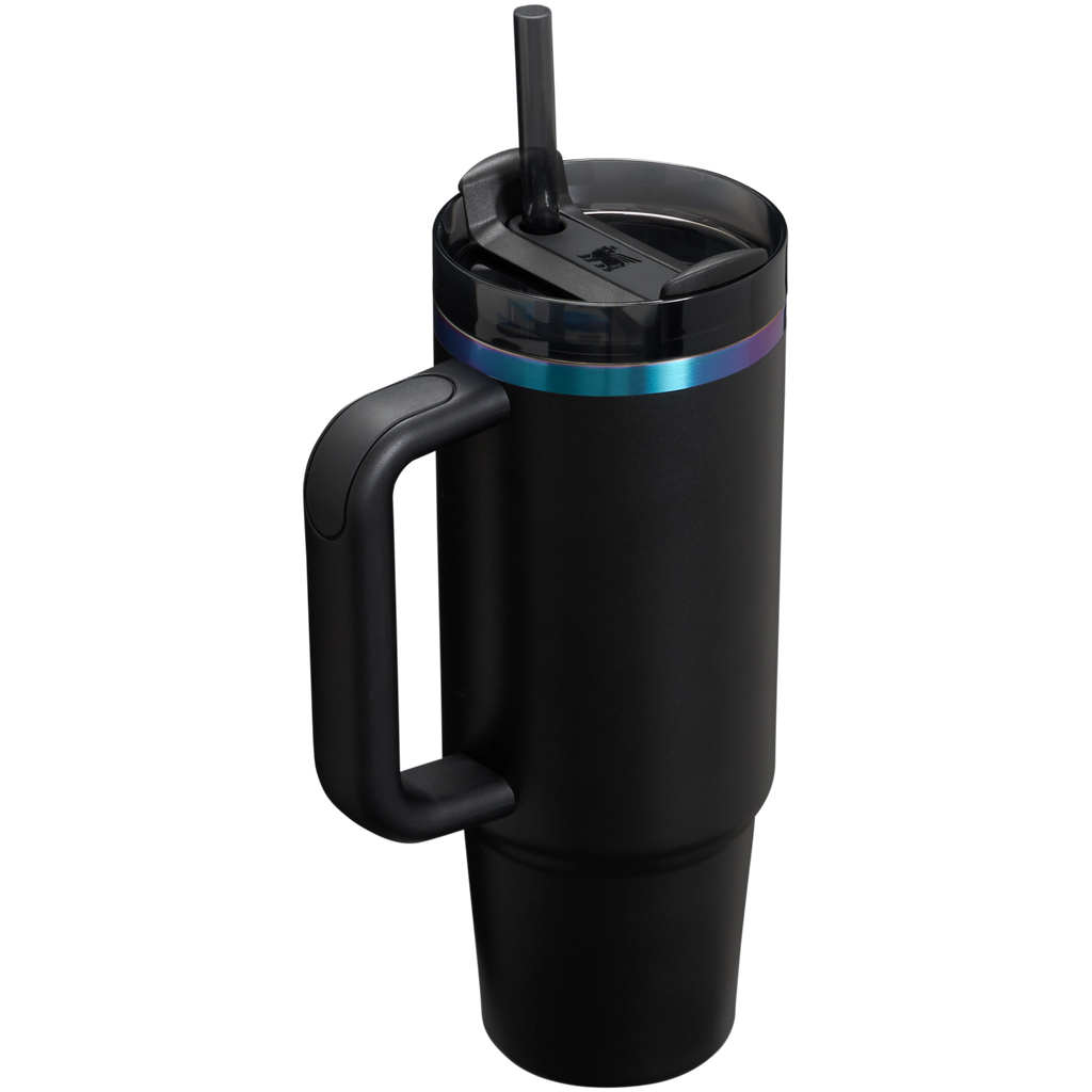 Car-Cup Friendly The Black Chroma Quencher H2.0 Flowstate Tumbler D107W - Premium Stainless Steel Straw Cup for All-Day Hydration Detail